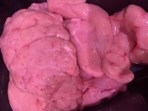 Kalbsbries schlachtfrisch