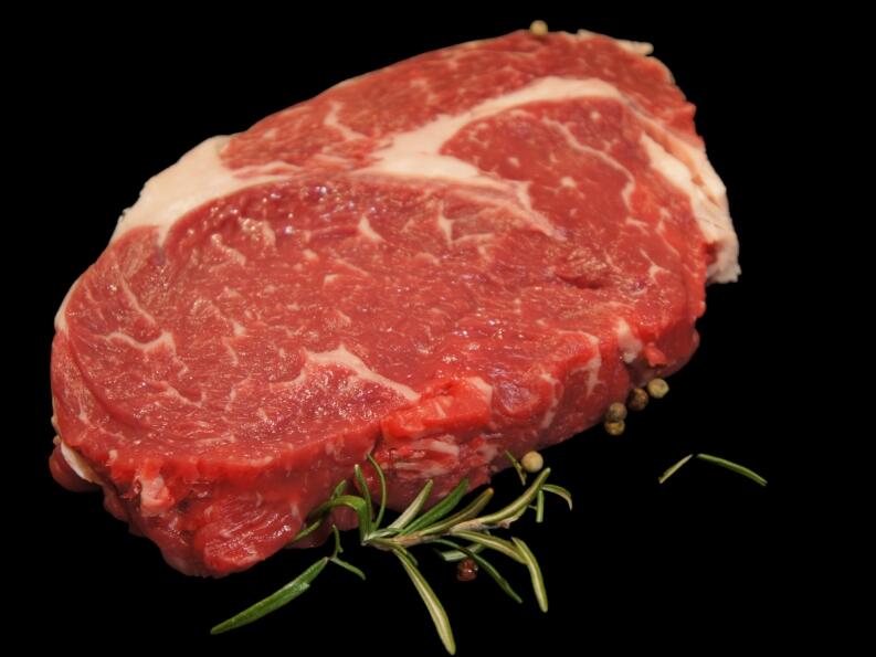Rib Eye Steak dry aged v. Hohenlohener Weiderind ( Färse )